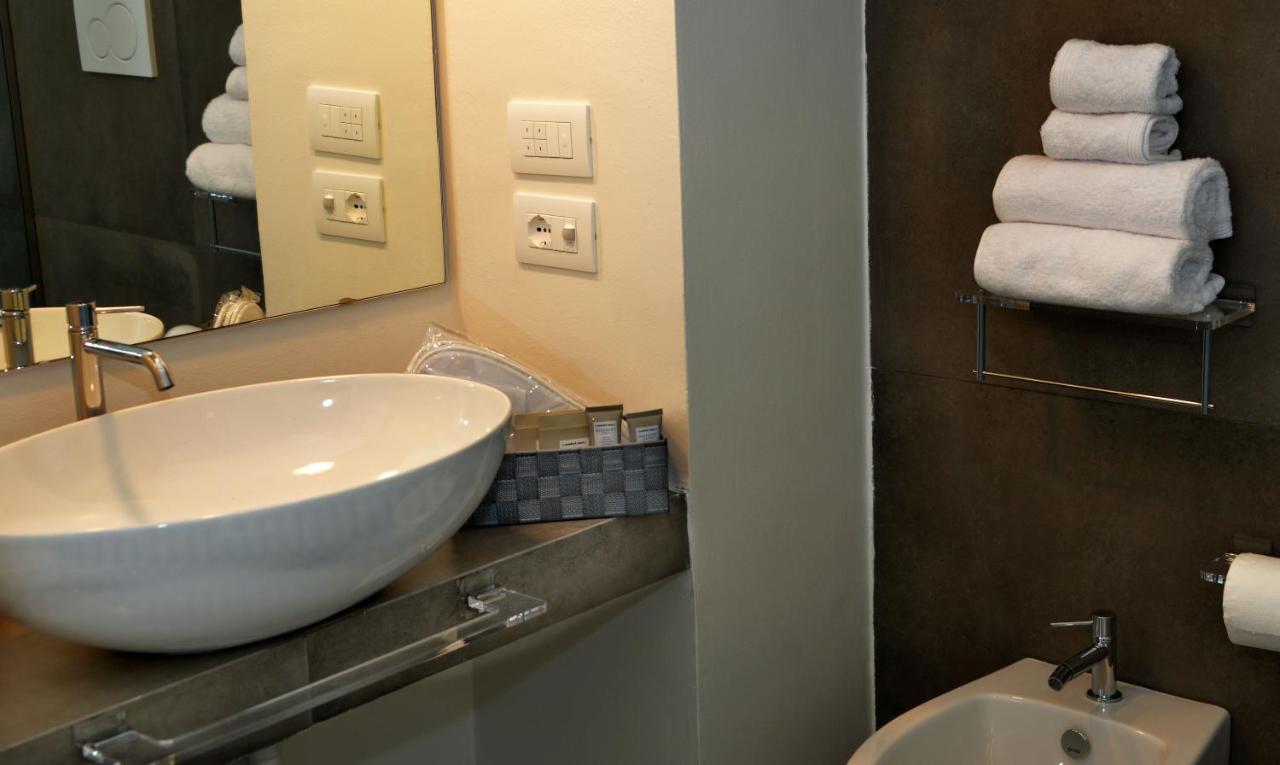أوستوني Sunshine Luxury Rooms المظهر الخارجي الصورة